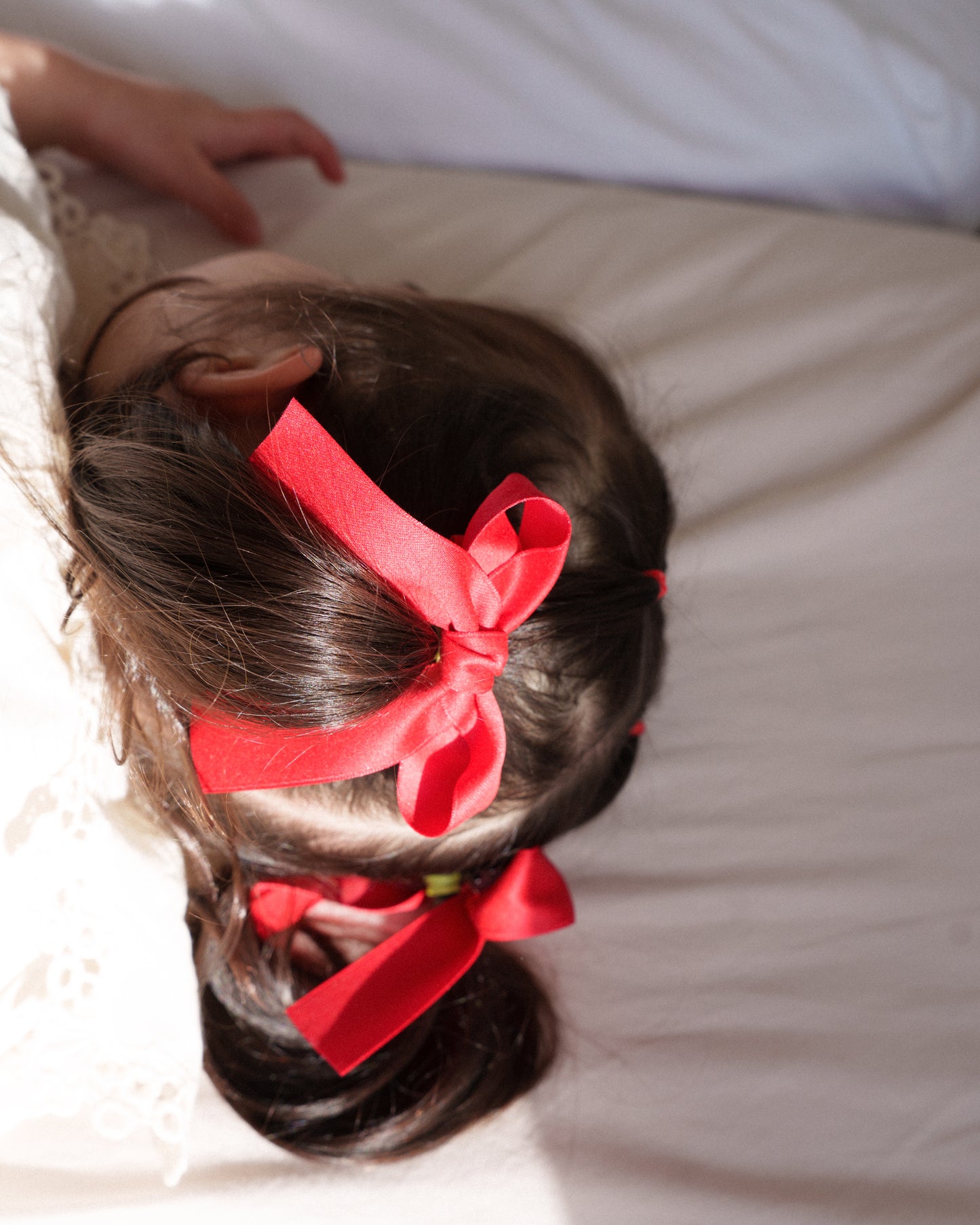 Classic Satin Bow Clip 2pc Set – Red