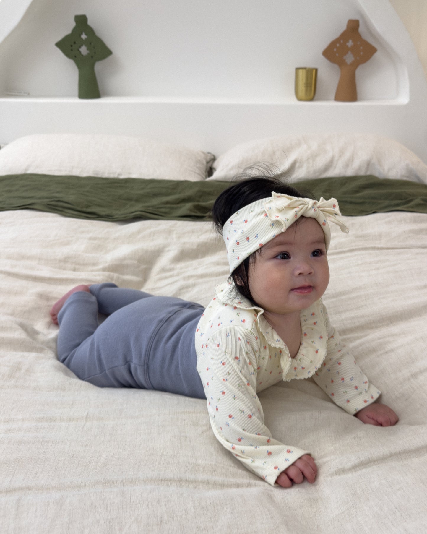 Navi Floral Bow Headband