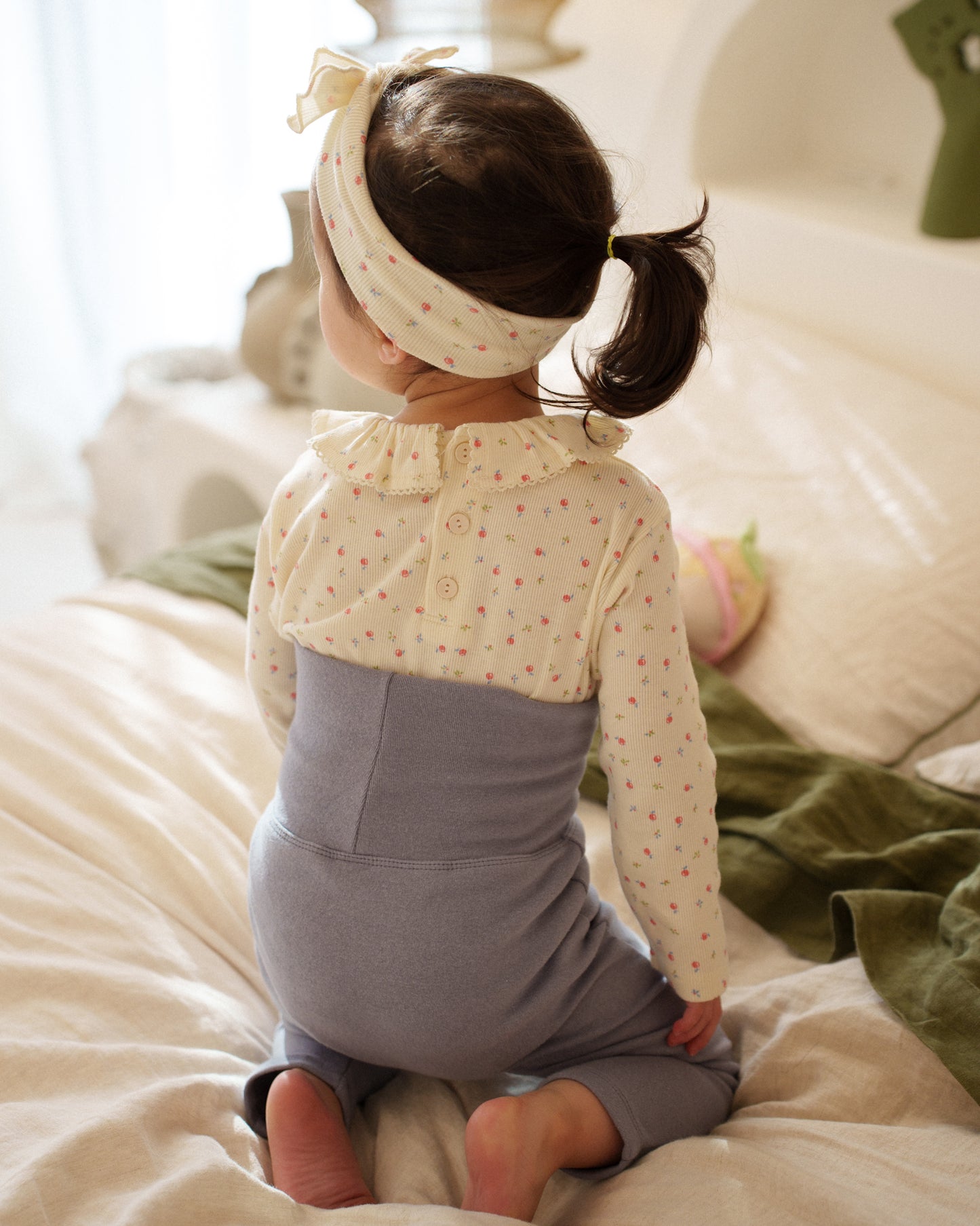 Navi Floral Bow Headband