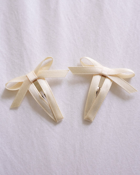 Satin Ribbon Bow Clip - Vanilla Frosting