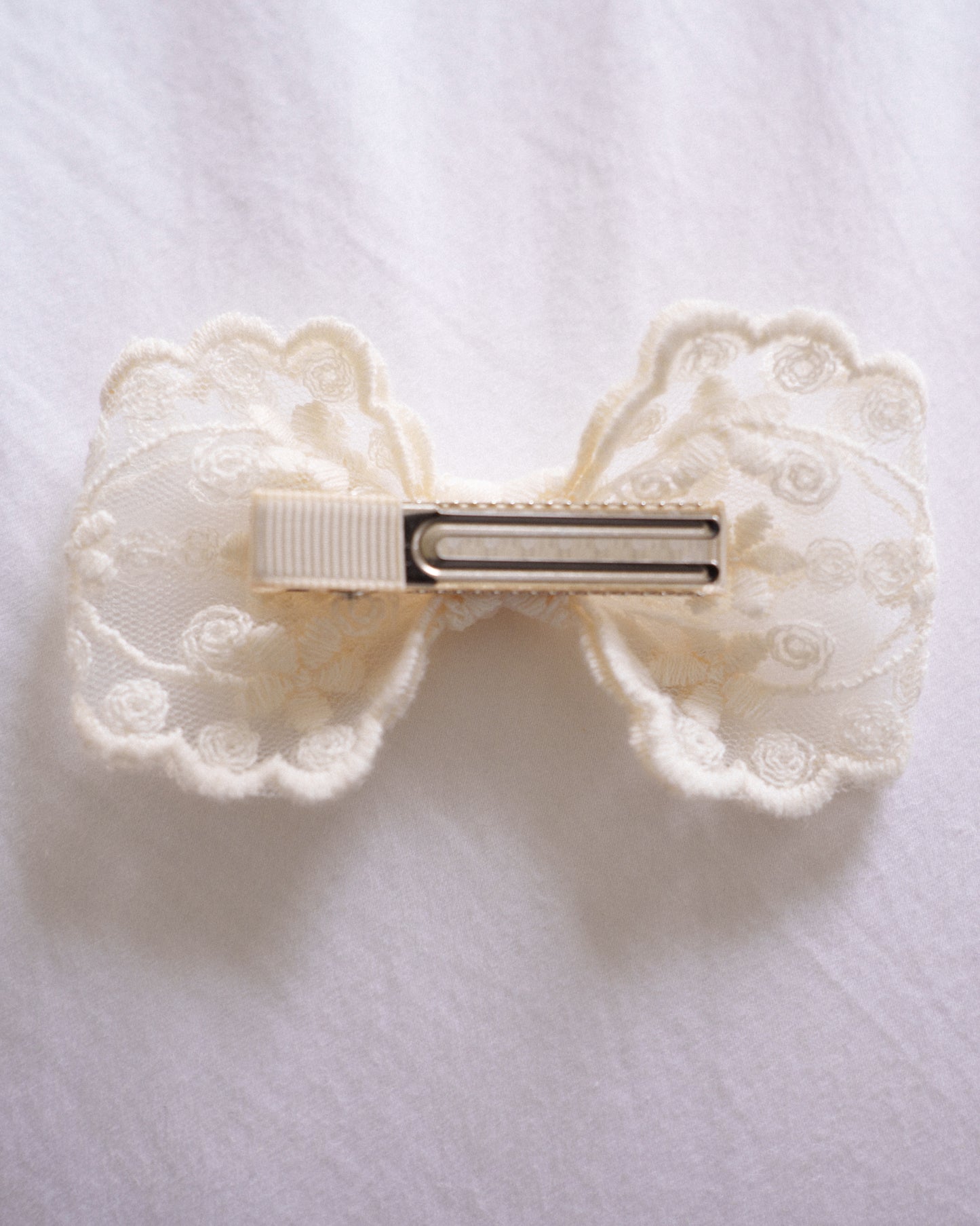 Embroidered Lace Bow Clip – 5cm