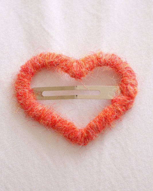 Fuzzy Heart Snap Clip – Cherry Pop