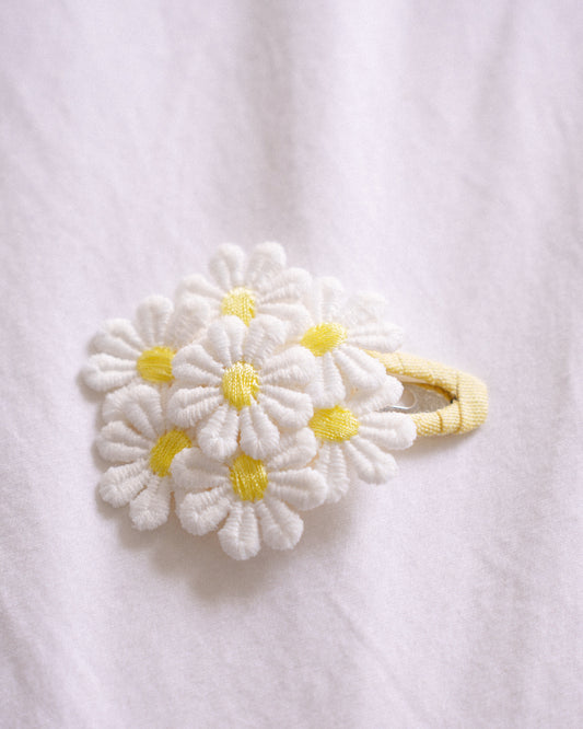 Daisy Bouquet Clip