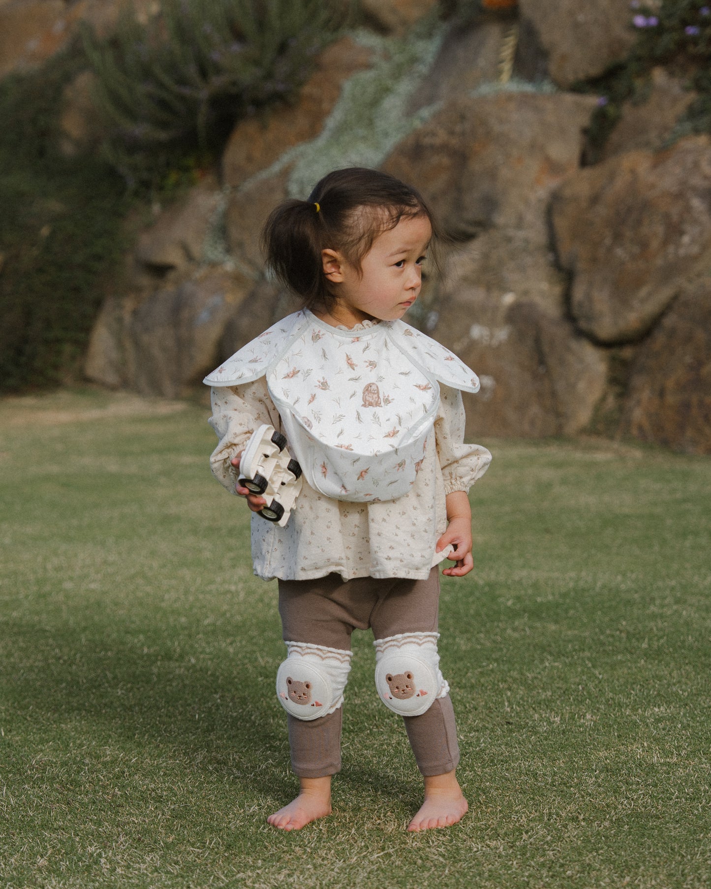 GrowGuard Knee Pads - Brown Bear