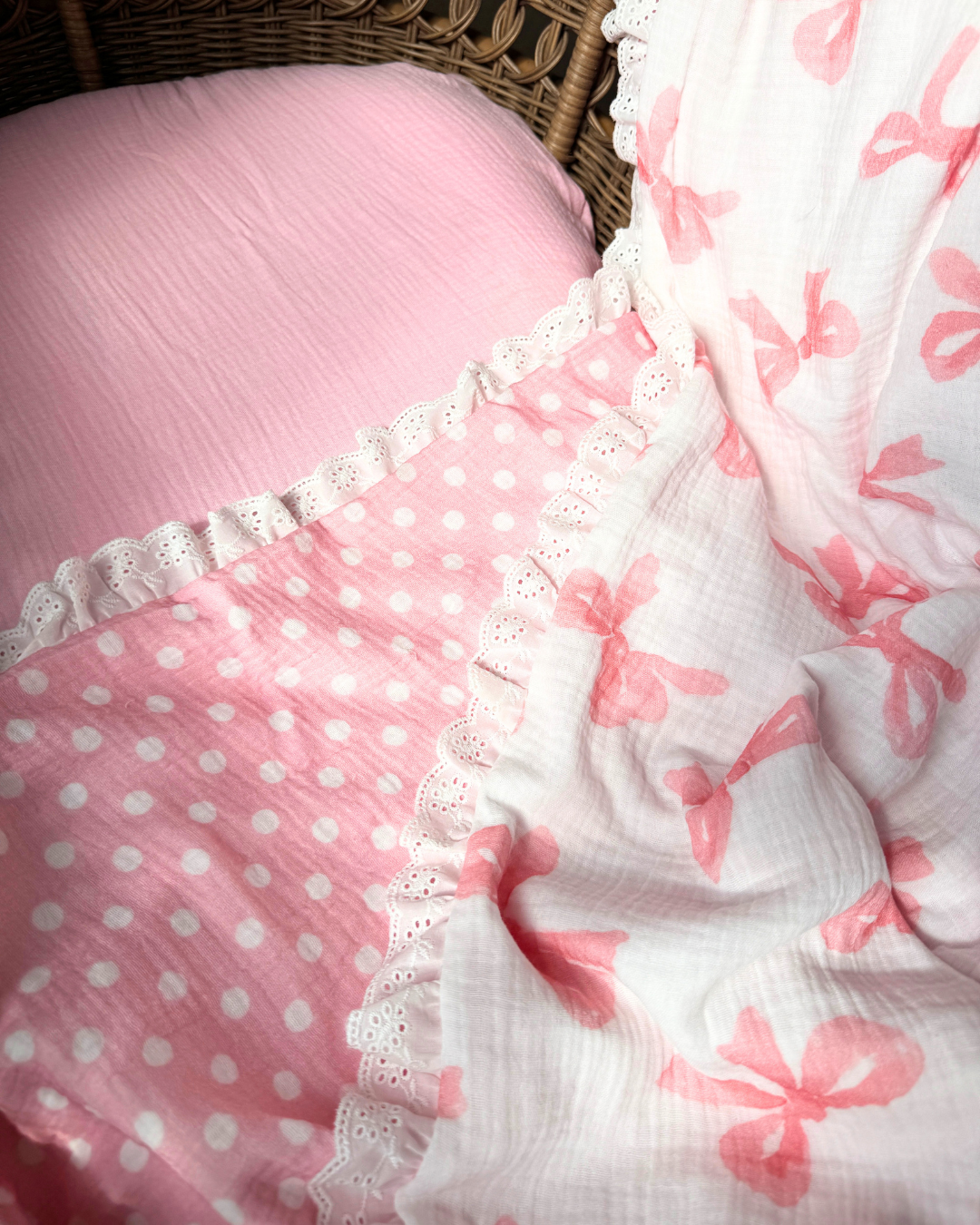 Reversible Organic Muslin Blanket - Pink Bows