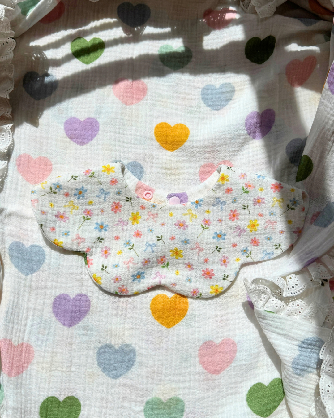 Reversible Organic Muslin Waterproof Bib - Sweetheart Garden
