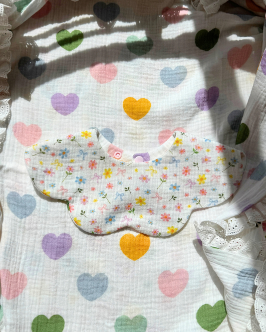 Reversible Organic Muslin Waterproof Bib - Sweetheart Garden