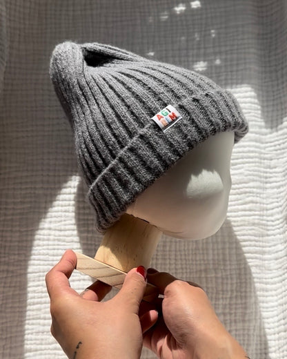Fluffy Beanie - Grey