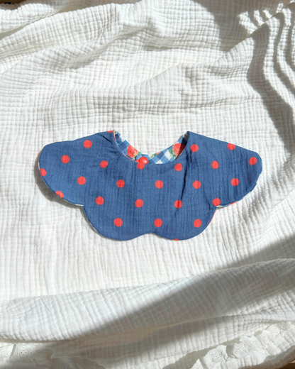 Reversible Organic Muslin Waterproof Bib - Berry Picnic