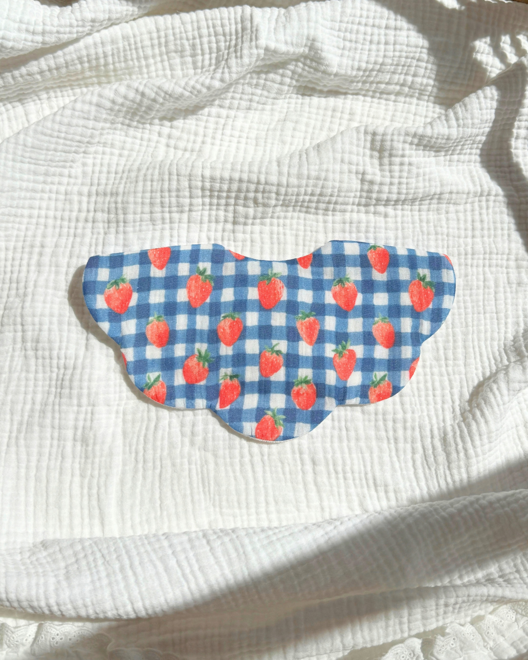 Organic Muslin Waterproof Bib - Berry Picnic