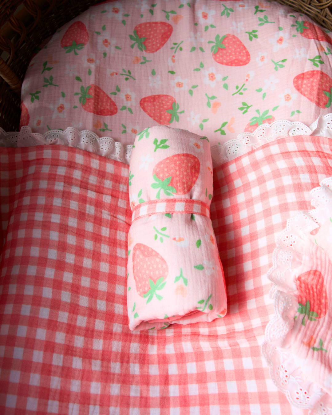 Reversible Organic Muslin Waterproof Changing Mat - Strawberry Garden