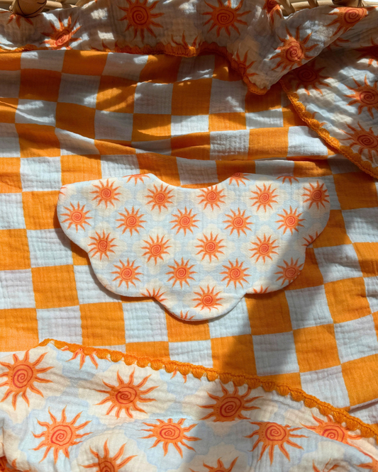 Organic Muslin Waterproof Bib - Sunny Side