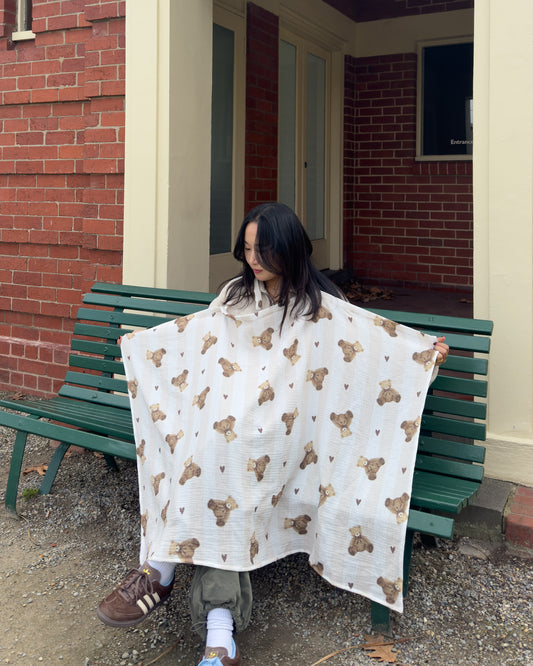 Organic Muslin Nursing Cover - Teddy & Hearts