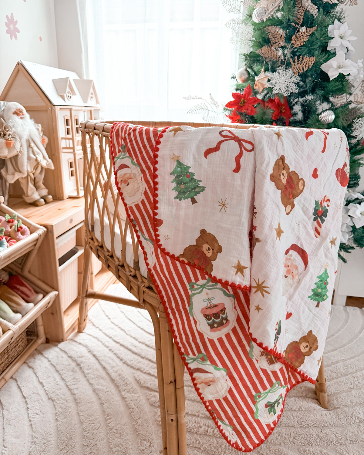 Reversible Organic Muslin Blanket - Dear Santa (Red)
