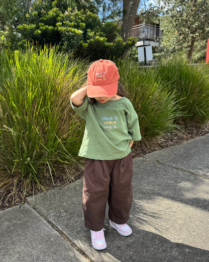 Signature Kids Tee - Home Is Where Mum Is / Green