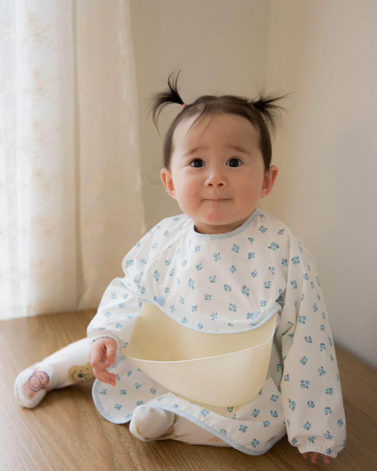 Waterproof Smock Bib with Detachable Silicone Catcher - Powder Petal