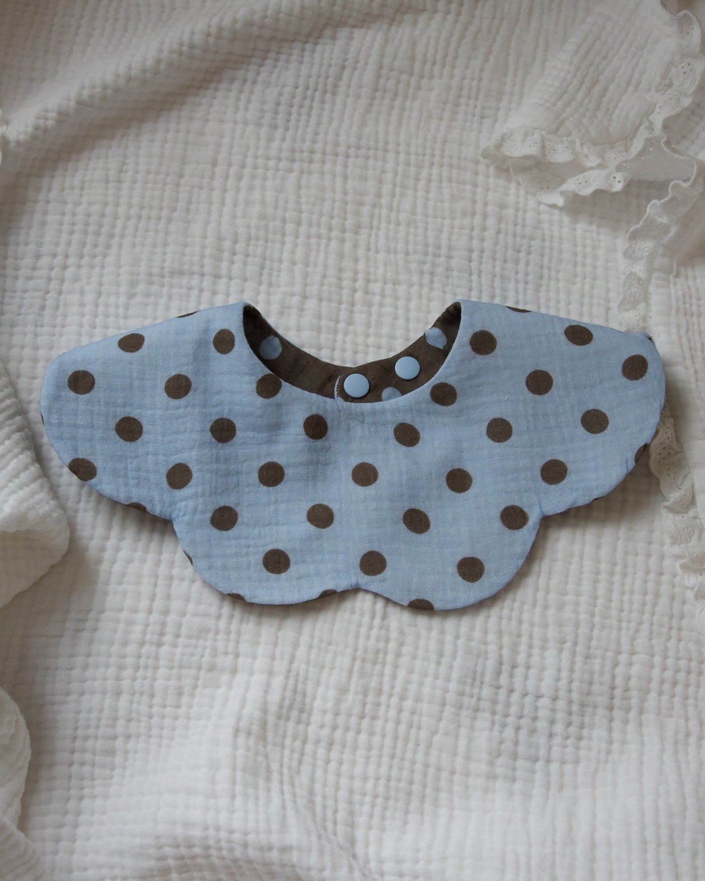 Organic Muslin 7-Layer Dribble Bib - Polka Dot Brown/Blue