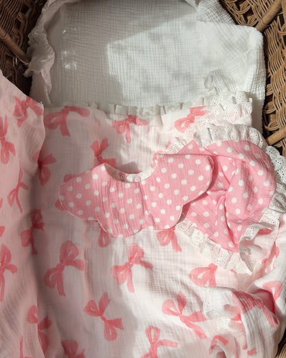 Reversible Organic Muslin Waterproof Bib - Pink Bows
