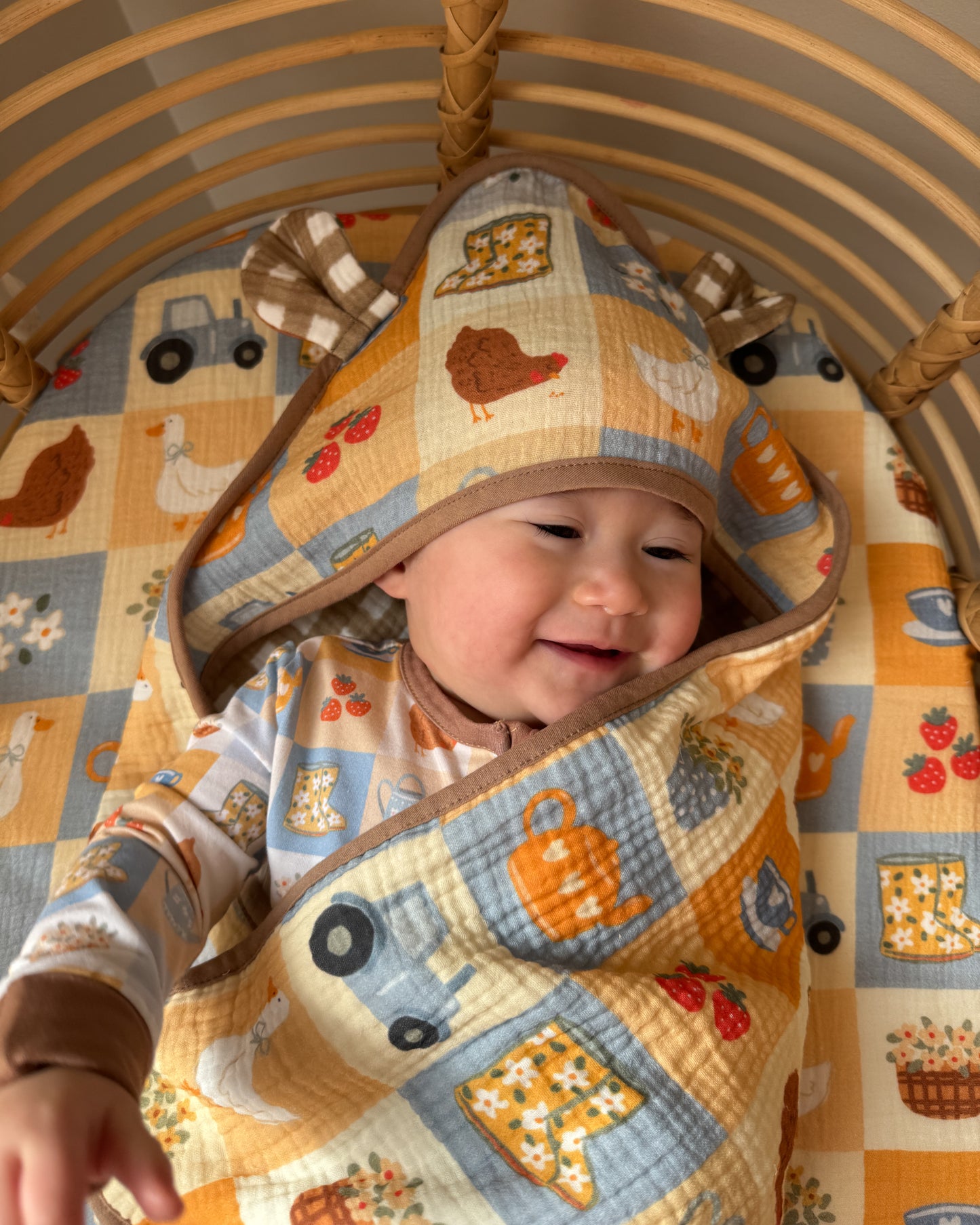 Organic Muslin Hooded Bath Towel - Bloom Barn