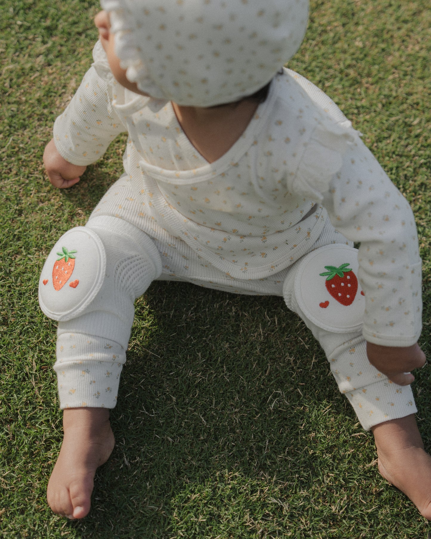 GrowGuard Knee Pads - Strawberry