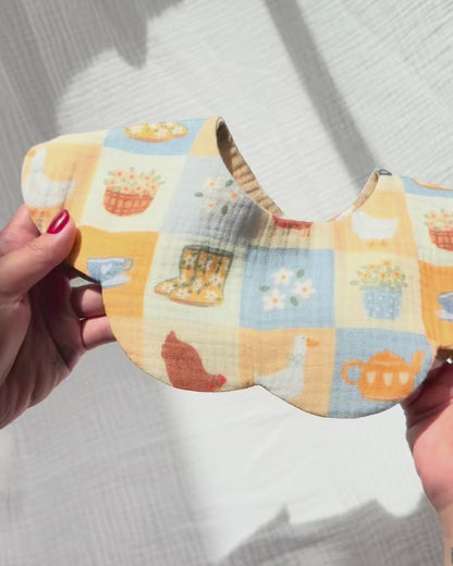 Organic Muslin 7-Layer Dribble Bib - Bloom Barn/Brown Gingham