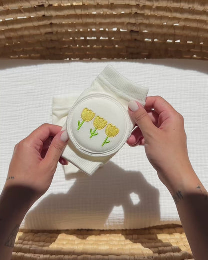 GrowGuard Knee Pads - Yellow Tulip