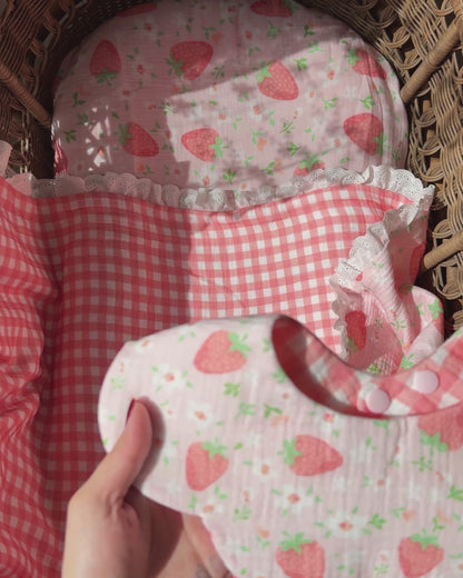 Reversible Organic Muslin Waterproof Bib - Strawberry Garden